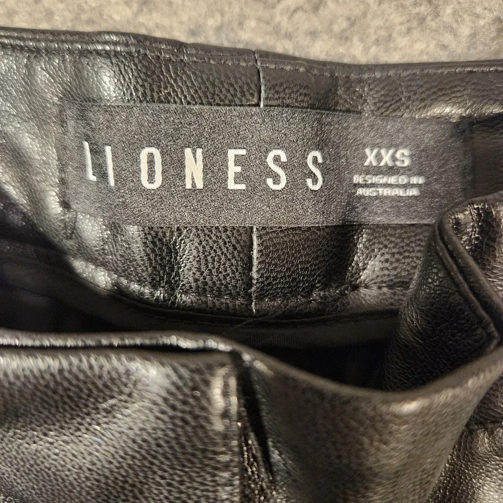 Lioness Pants Womens XXS‎ Black Faux Leather High Rise Straight Leg PU Vegan